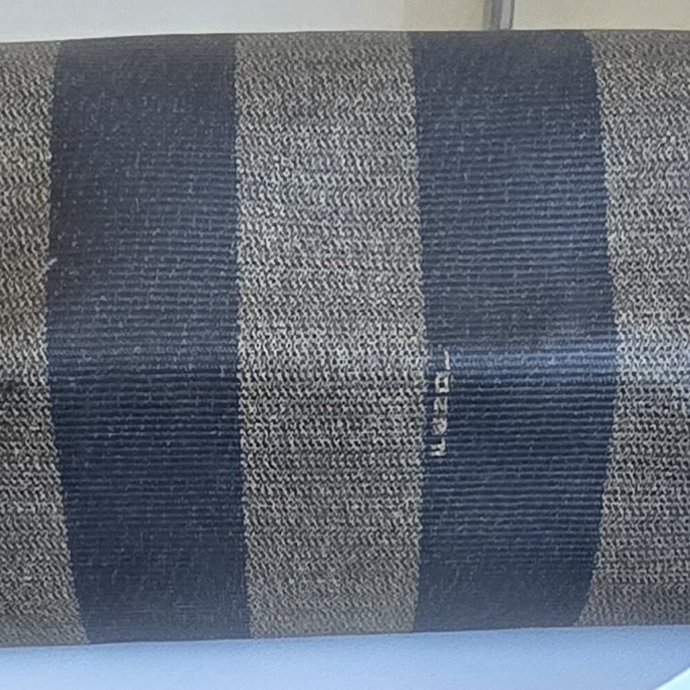 Pre-owned Fendi Penguin Cosmetic Case @ EVC - Picture 5 of 12
